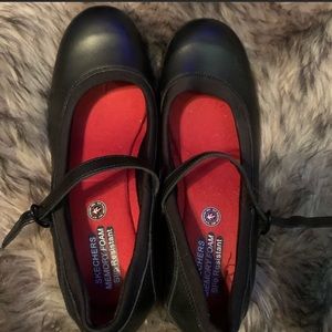 Sketchers non slip shoes